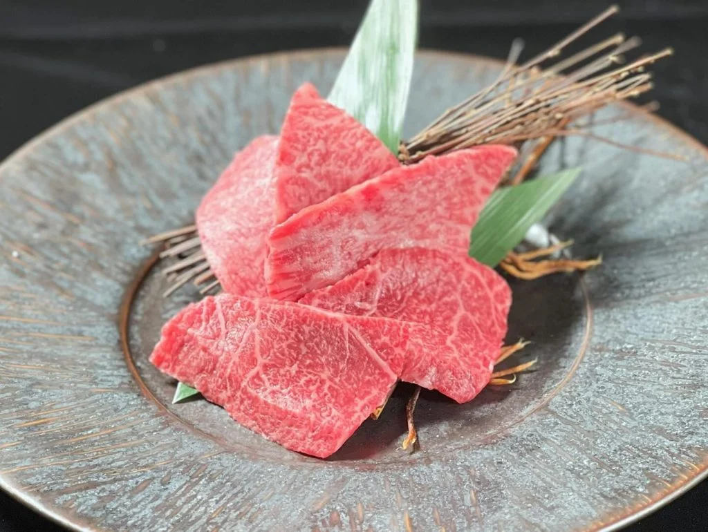 【新橋×和牛×赤身】きめ細かい肉質の厚切り上赤身！/야키니쿠/yakiniku/烤肉/yakiniku near me
