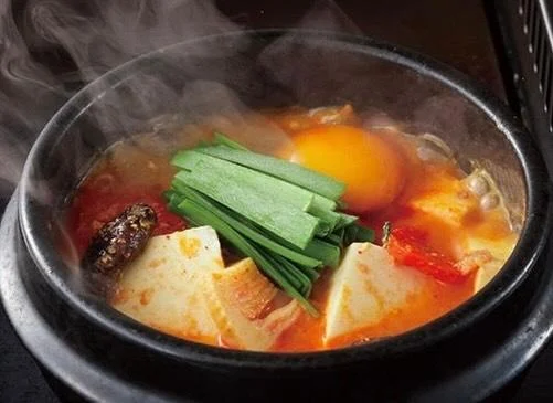 【新橋×冬×チゲ】和牛焼肉店のこだわりチゲ!/야키니쿠/yakiniku/烤肉/yakiniku near me