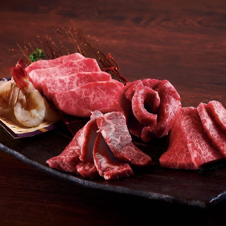 新橋で充実したひとときを — 黒毛和牛の焼肉を個室で楽しむ『徳壽はなれ』